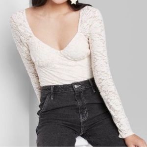 Wild fable S lace bodysuit White Ecru Scoop Neck Shaped Bust SnapCrotch Top